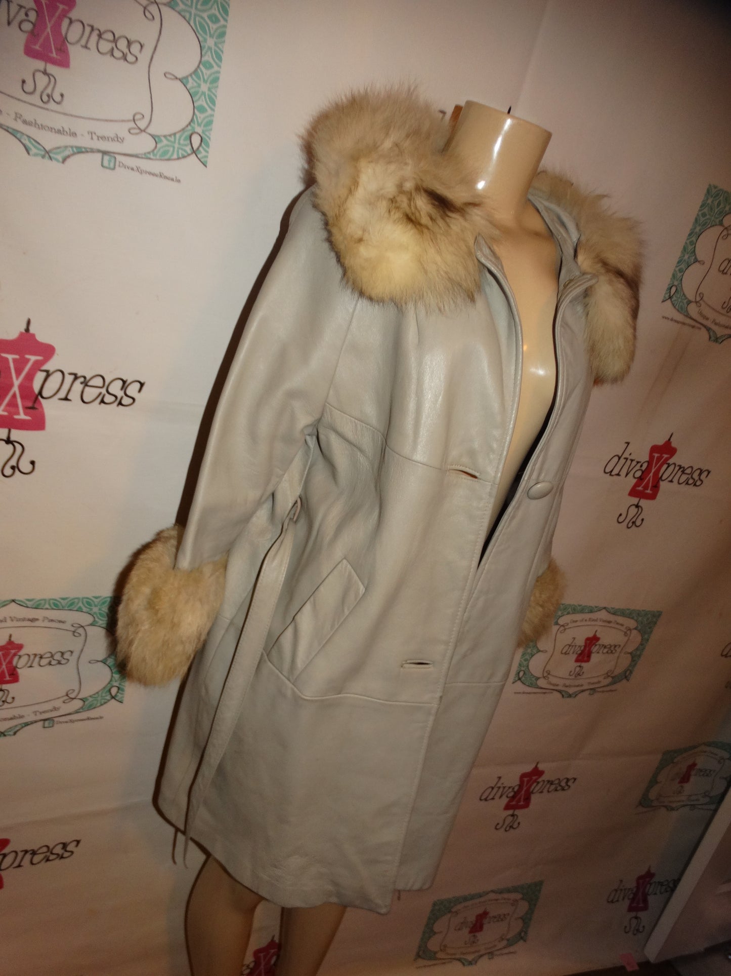 Vintage Gray Leather  Authentic Fox Collar Coat Size L