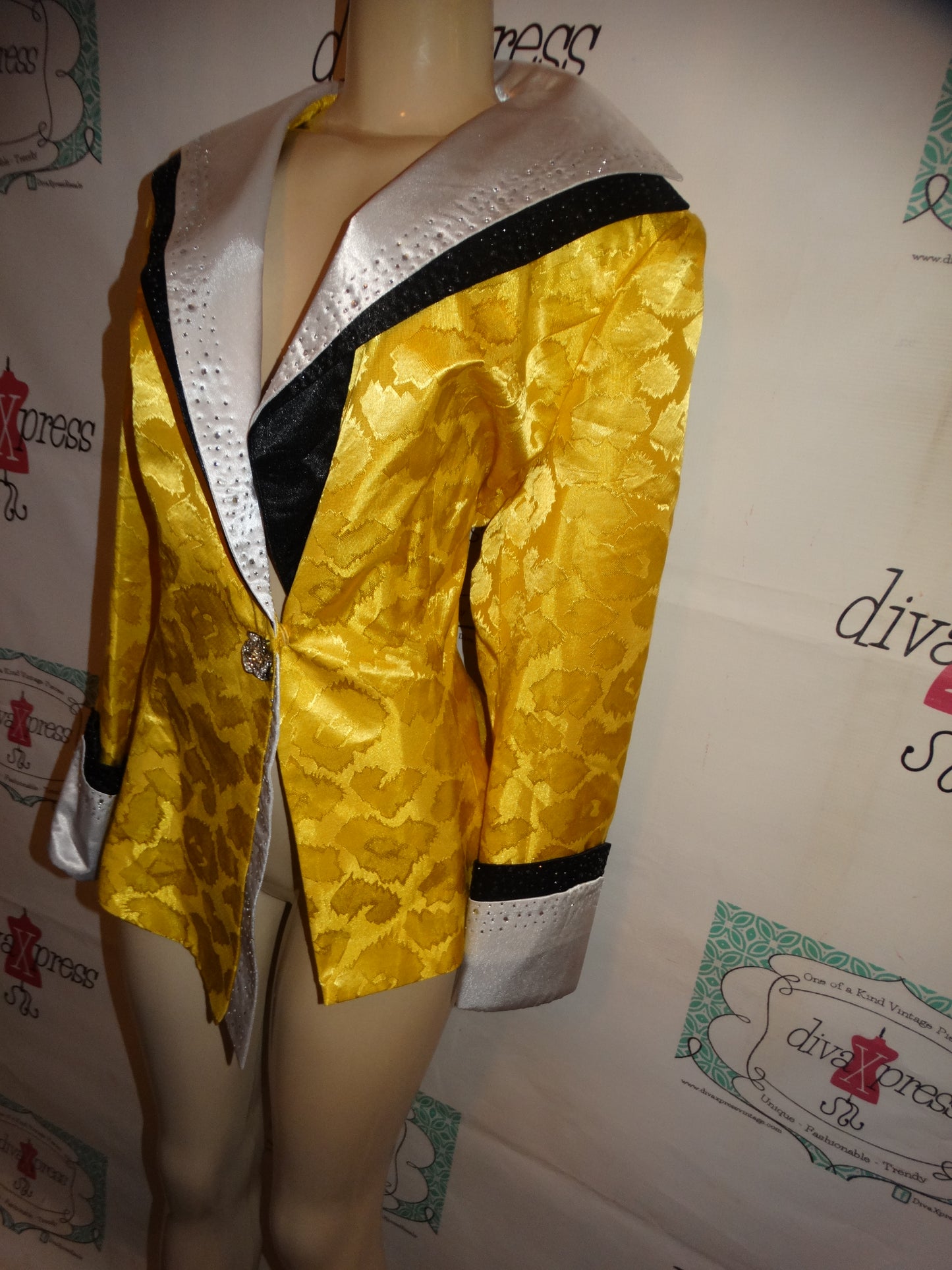 Vintage Giovanna Yellow, Black and White Blazer Size 1x