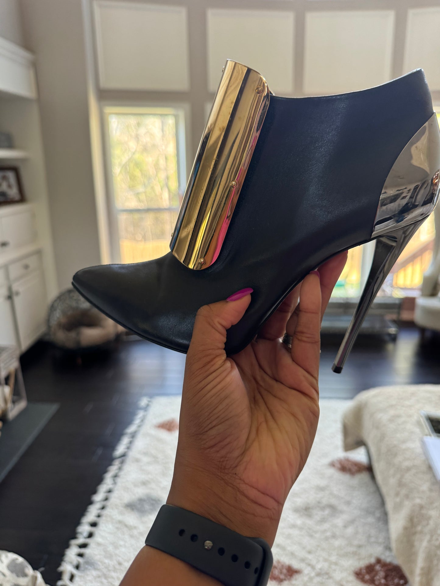 Authentic  Giuseppe Zanotti boots size 40 or size 9