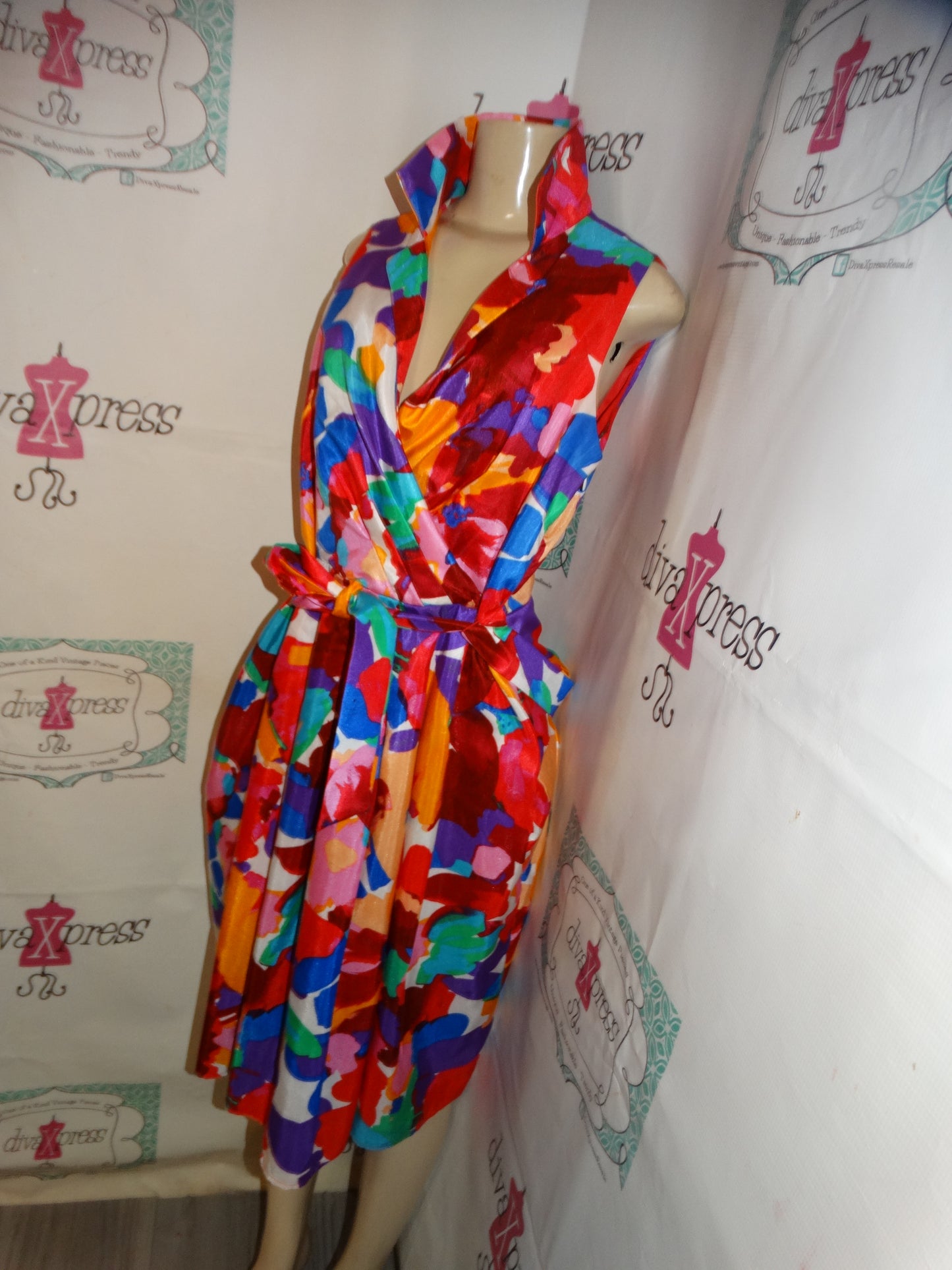 White Floral Colorful Dress Size L