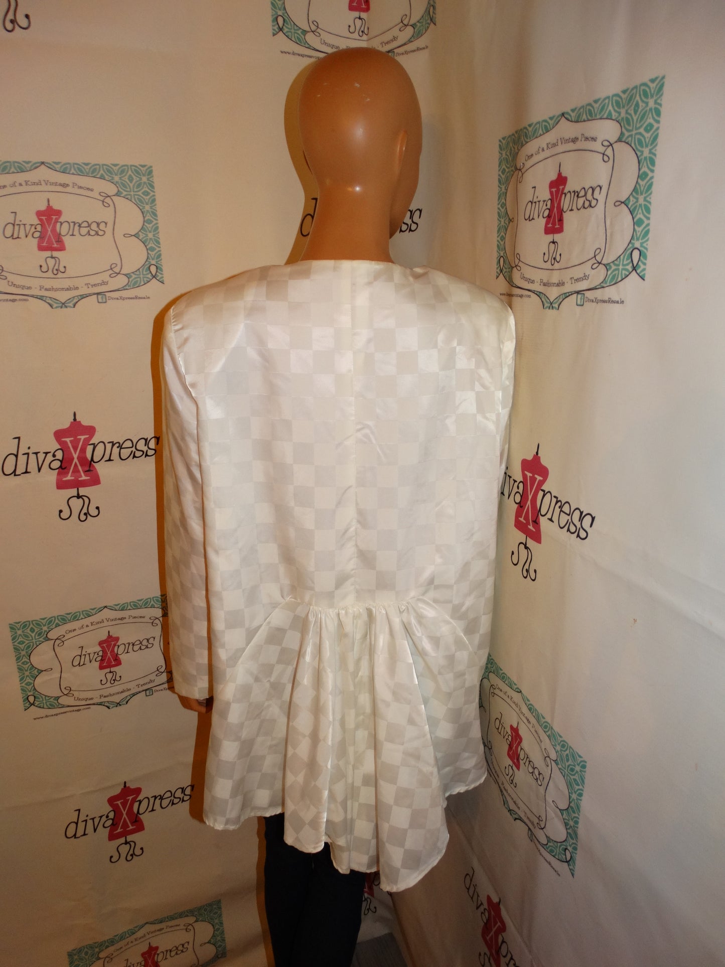 Vintage White Tuxedo Style Blazer Size 1x