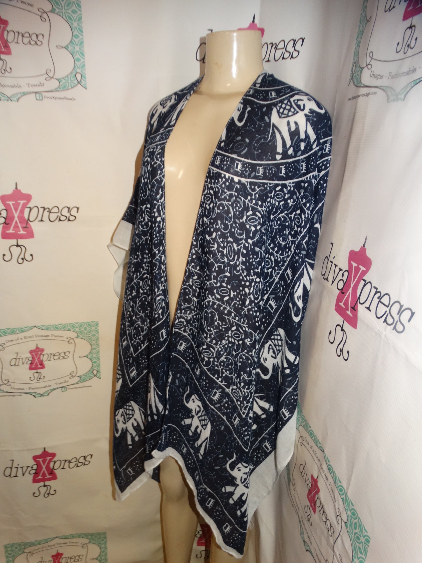 Women Heart Blue Elephant Throw Size  XL