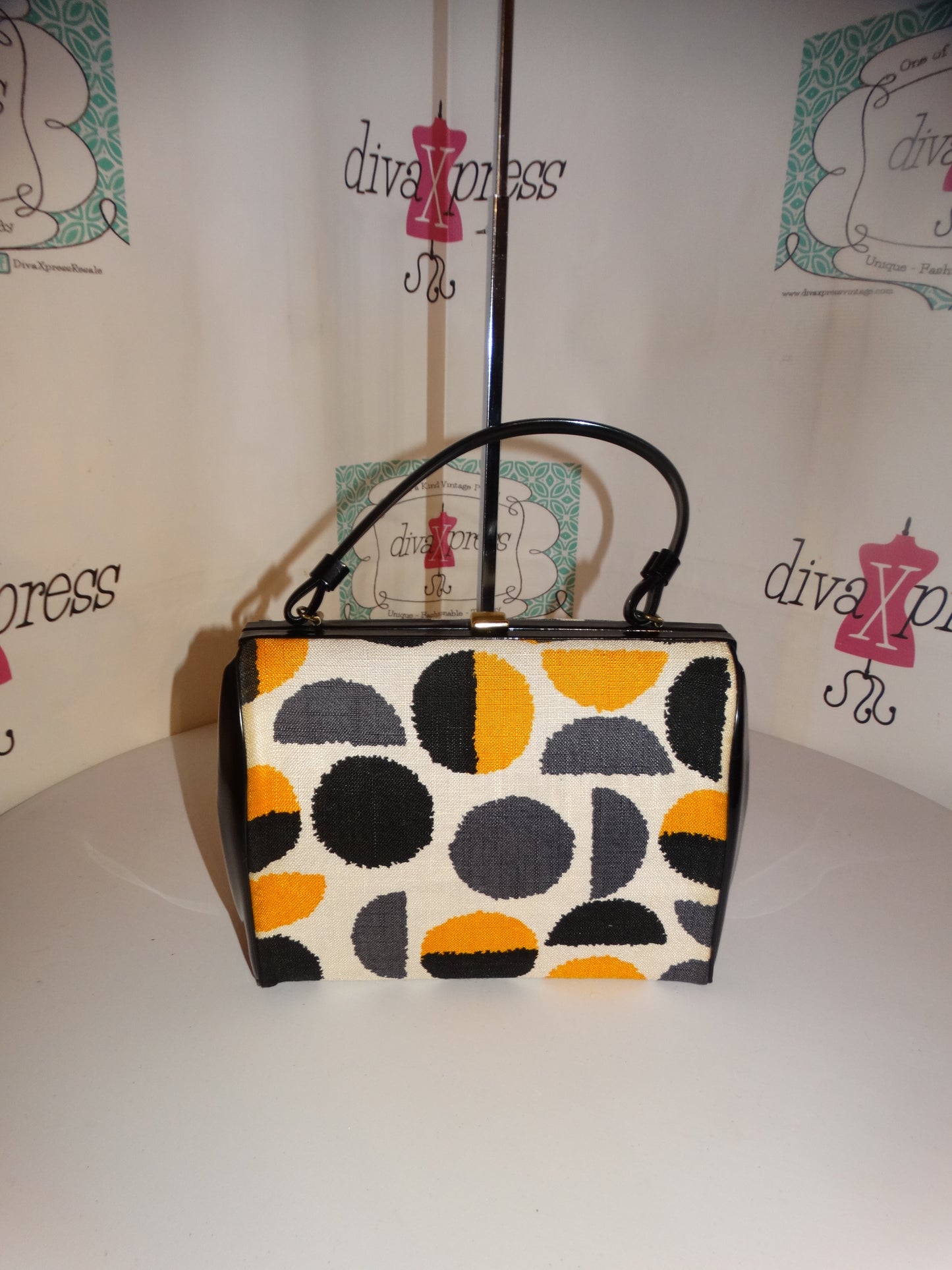 Vintage Yellow/Black White Vintage Purse Size L