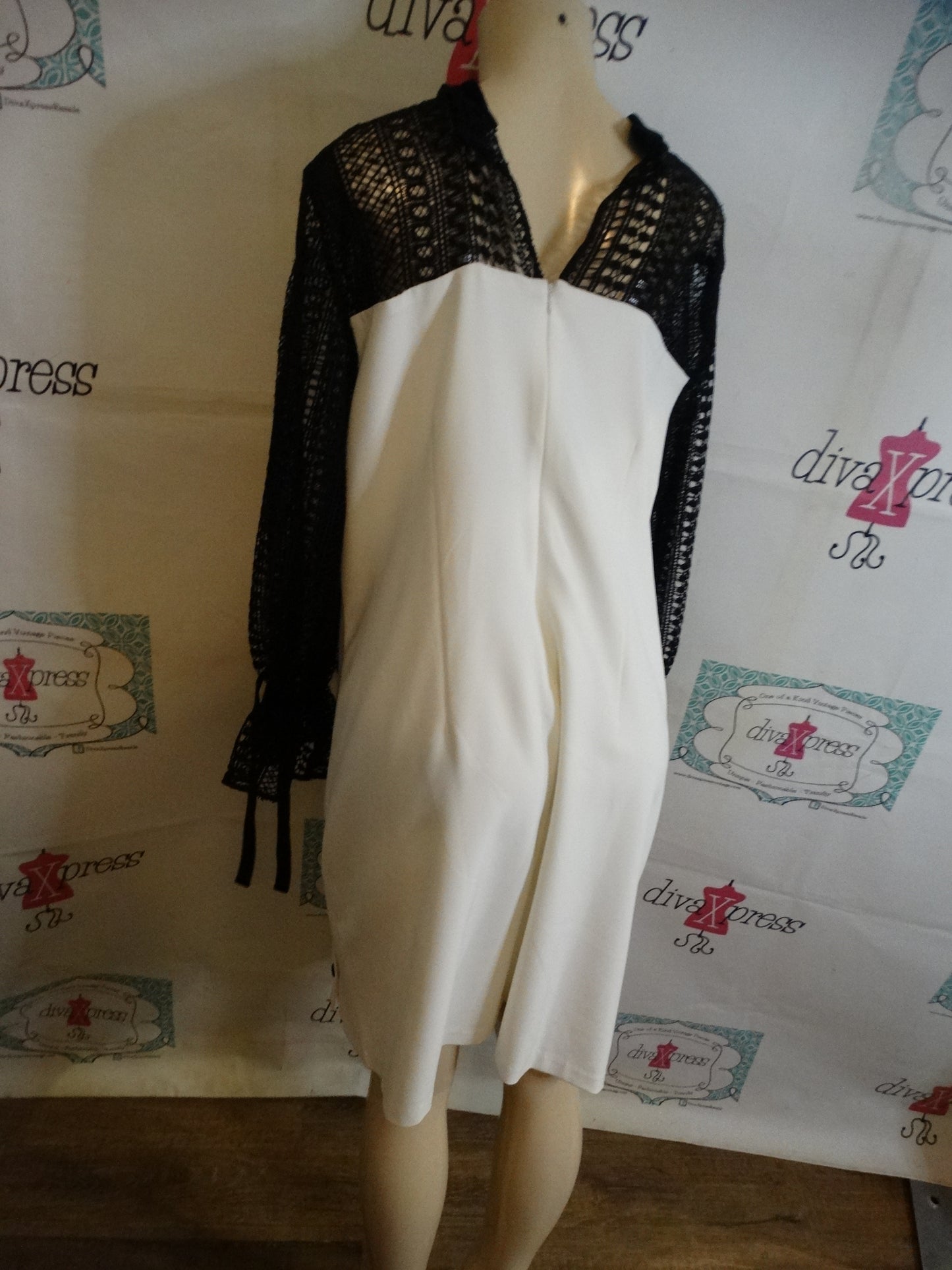 Elouquii White/Black Dress Size 1x NWT