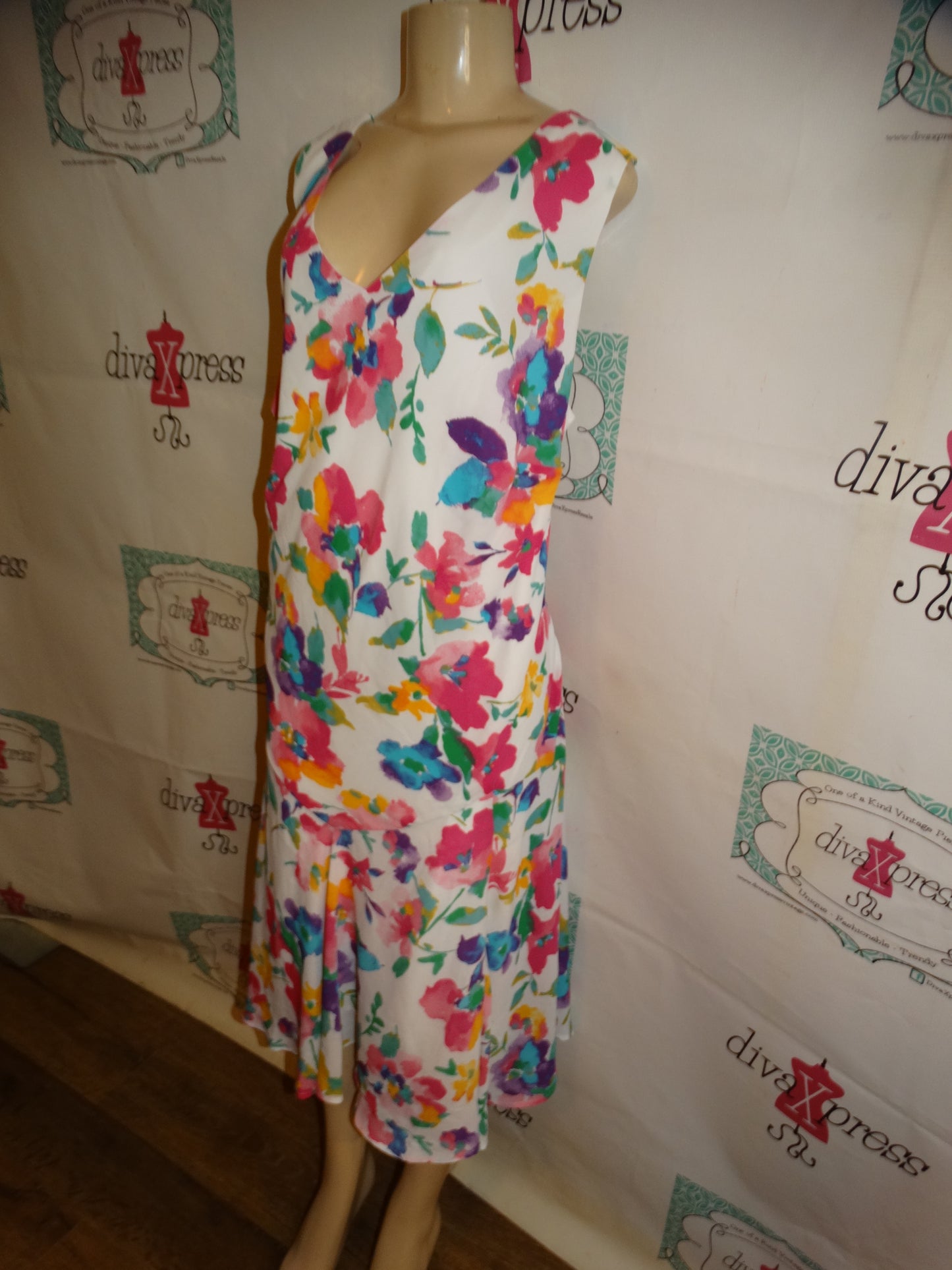 Jessica London White Floral Dress Size 2x