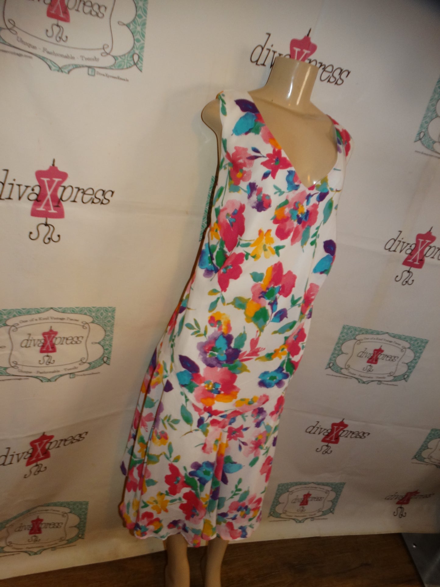 Jessica London White Floral Dress Size 2x