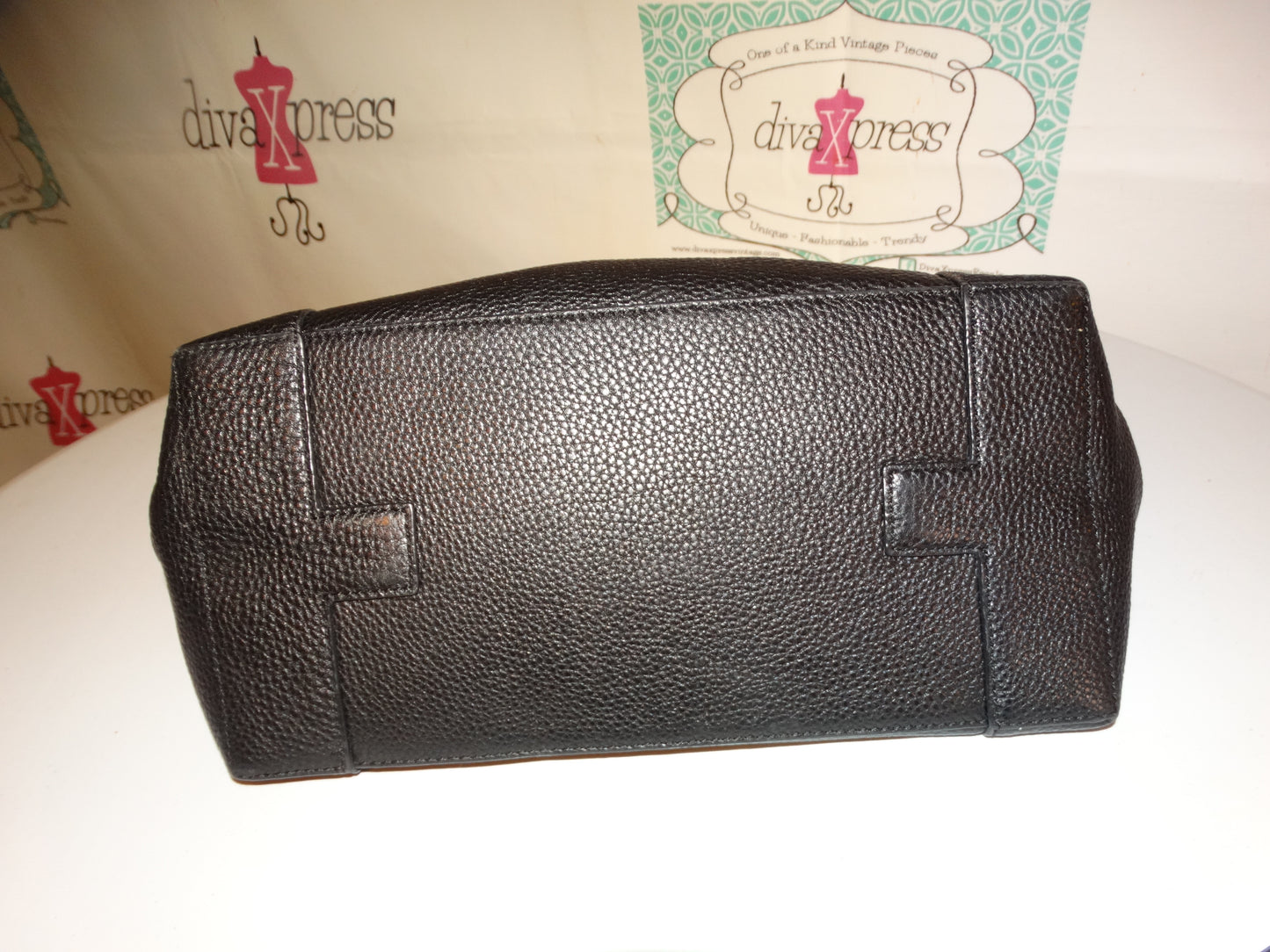 Authentic Black LEAther  Tory Burch Purse Size L