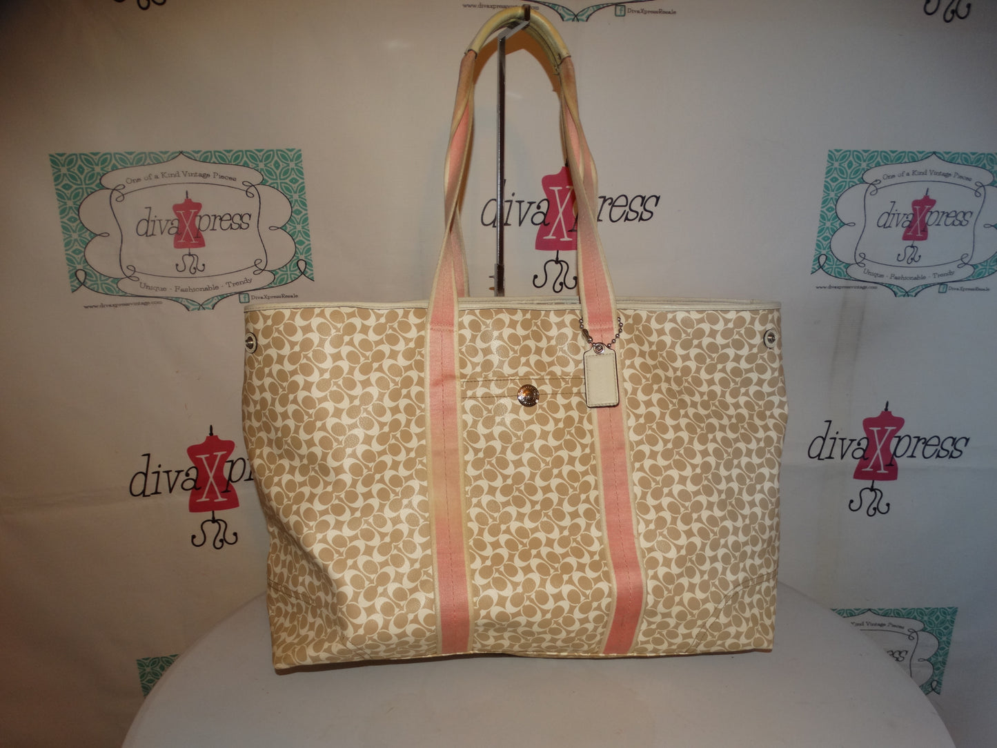 Vintage XXL Authentic  Coach Tote Bag