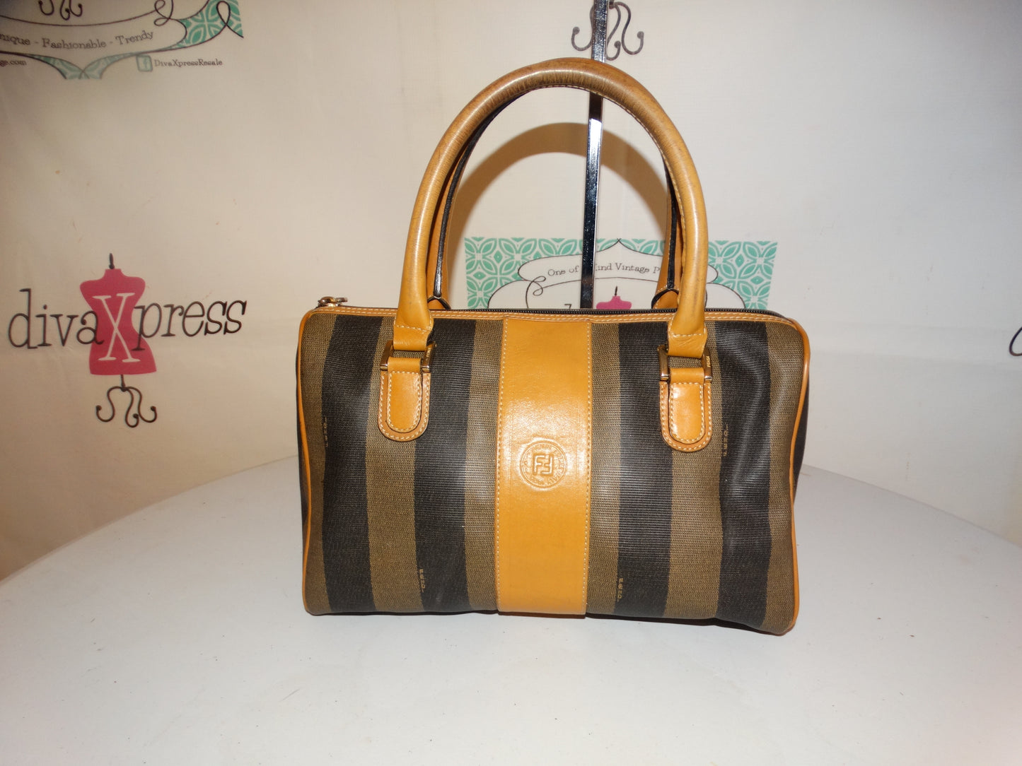Vintage Authentic Fendi Dr. Purse Size L